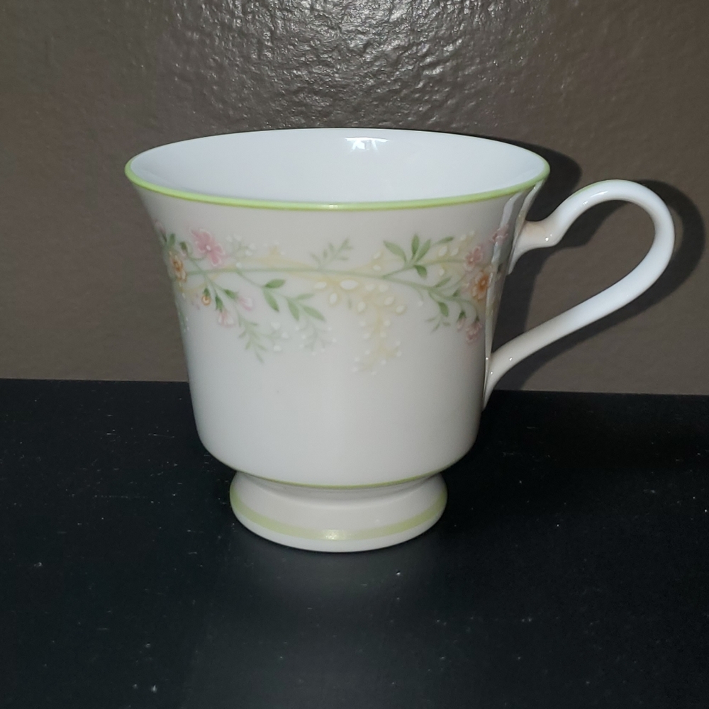 Vintage Noritake Cortege 7211 Footed Tea Cup  Ivory China Japan